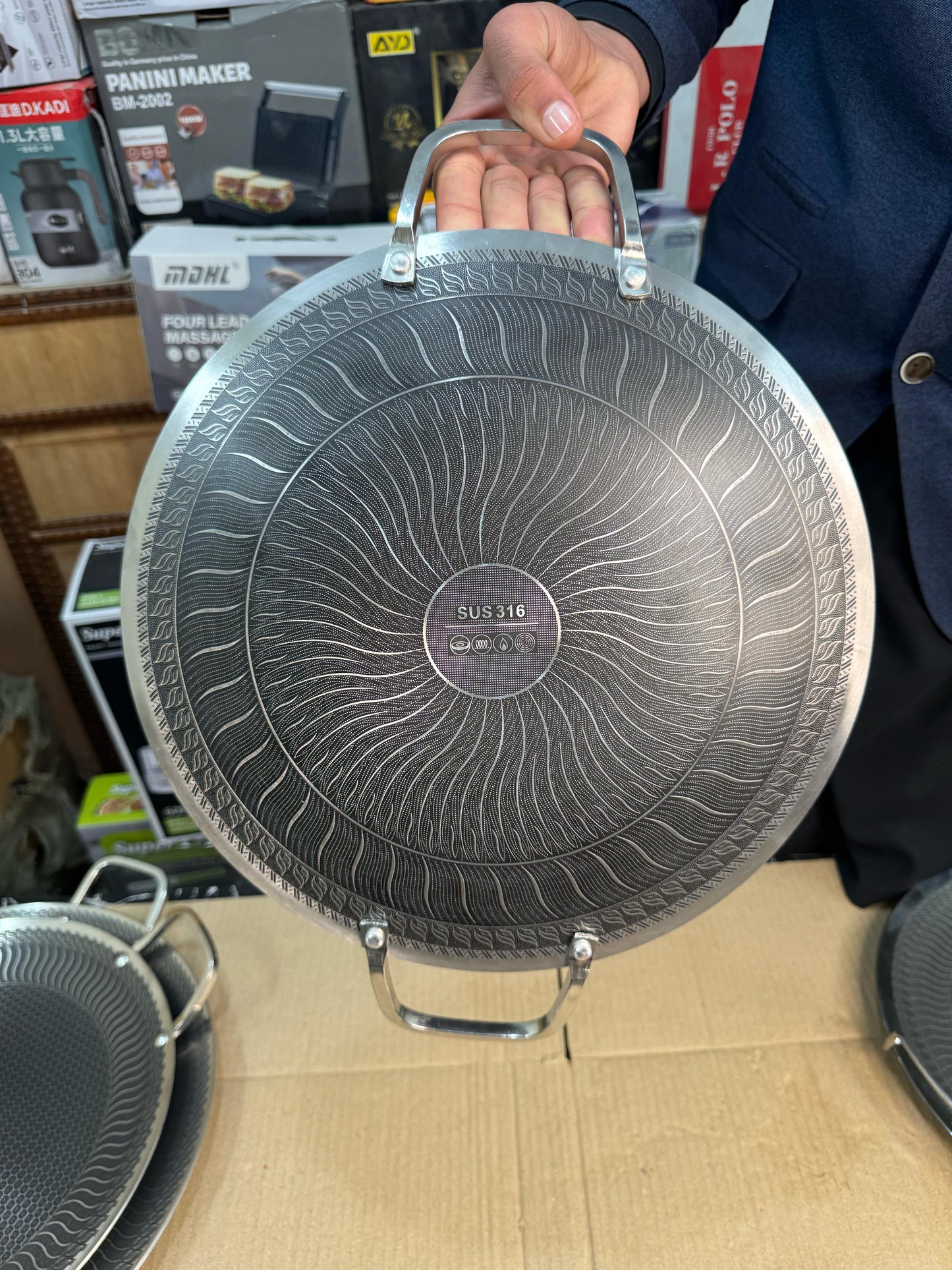 Different sizes honeycomb lesser coating tawa